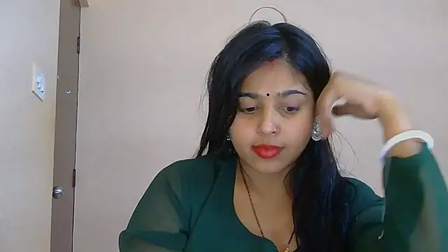 Cute-Simmi69's cam snapshot