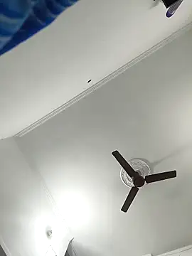 paro22_sex's cam snapshot