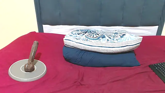 kittykhloe22 live sex cam