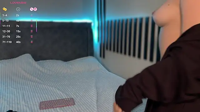 Li_Amelie_ live sex cam