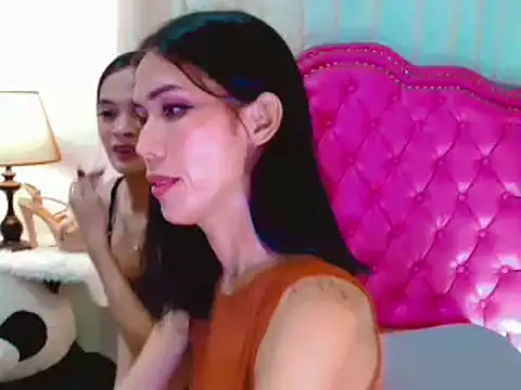 urNAUGHTYbabyGIRLxx live sex cam