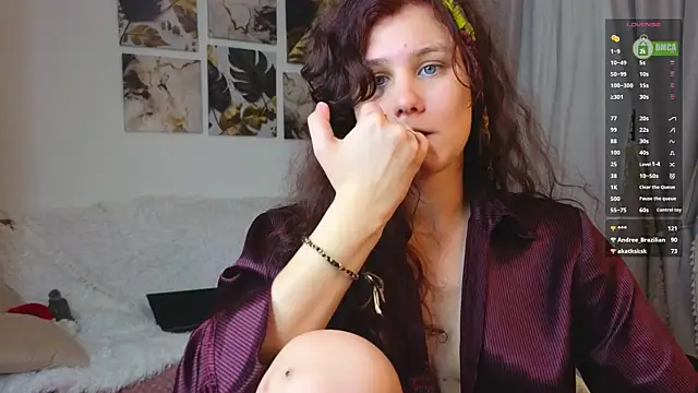 Charlotte_wow's cam snapshot