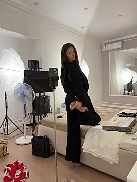 milaleoneli's cam snapshot