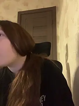 Charming_hamster_'s cam snapshot