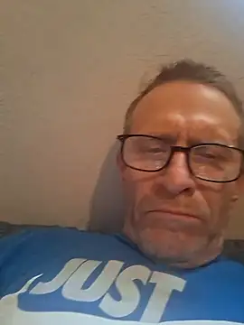 moasslicker live sex cam