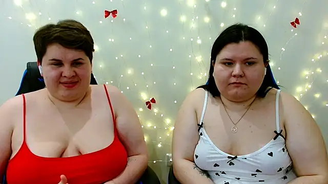 BeckyAndHellen live sex cam