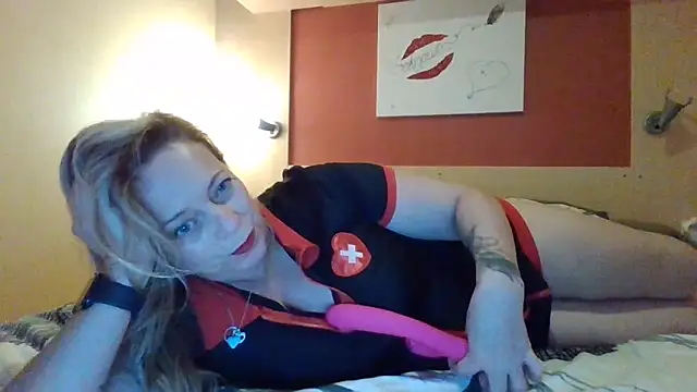 Miss-Chupagirly's cam snapshot