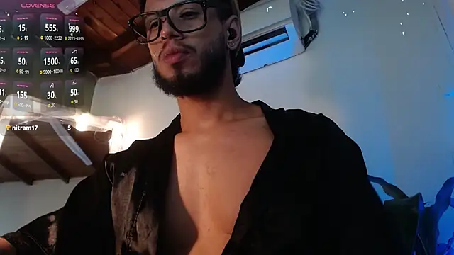 Colby_brown03's cam snapshot