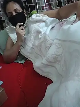 Dustugirl's cam snapshot