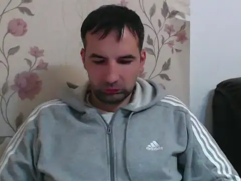 Leo_1617 live sex cam