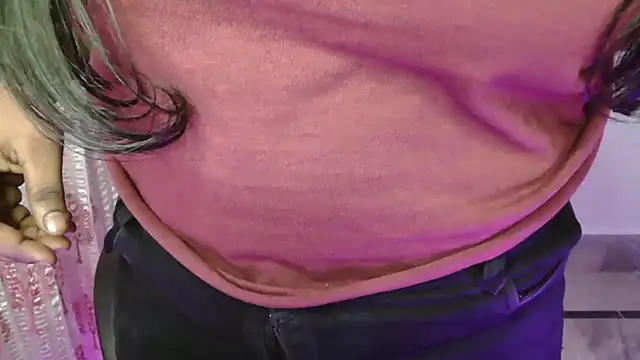 N-Natasha live sex cam