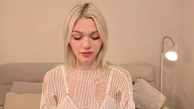 MyApril's cam snapshot