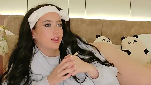 Felicia_Herceg's cam snapshot