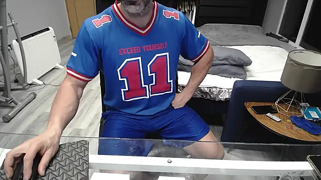 latinoo23bom live sex cam