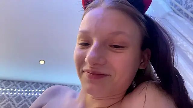 Cleonoth2o's cam snapshot