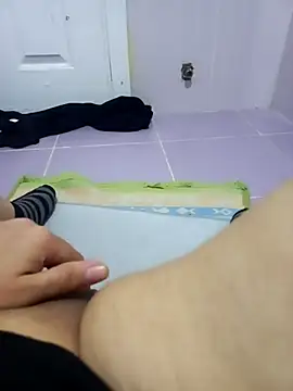 GULACIYAM live sex cam