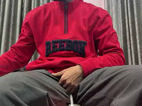 DarkMasterDesire live sex cam