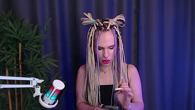 Cassie_Bae live sex cam