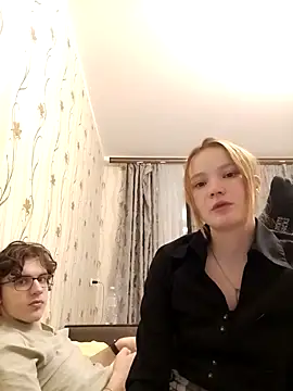 EvgeniyXAnna's cam snapshot