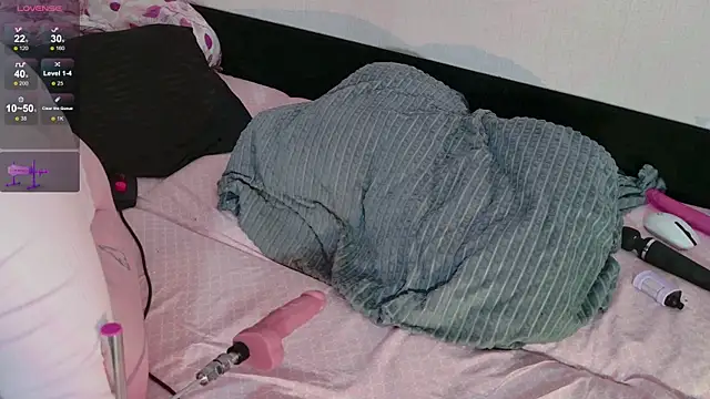 Electro_doll live sex cam