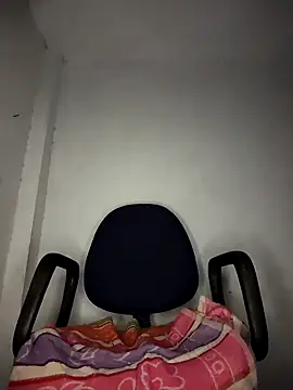 Rani_baby's cam snapshot