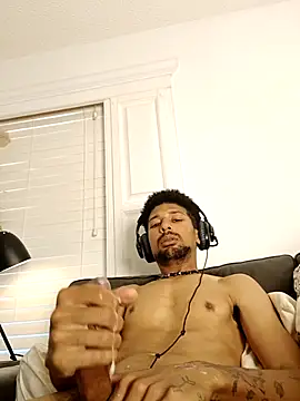 BigPrettyDick777's cam snapshot