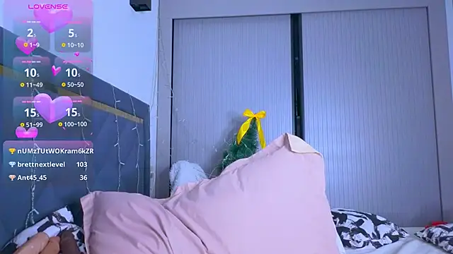 Mia_Tin's cam snapshot