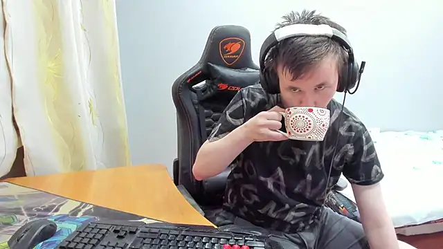 iliaskrislove's cam snapshot