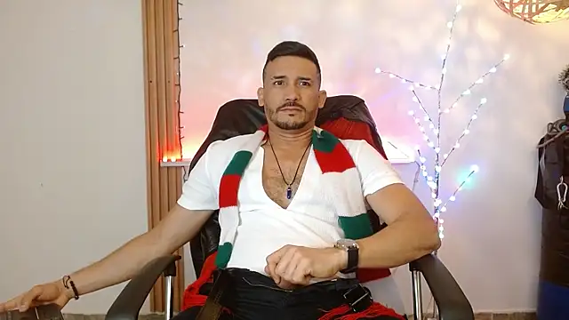 Reiko_85_'s cam snapshot