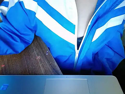 maian_love's cam snapshot