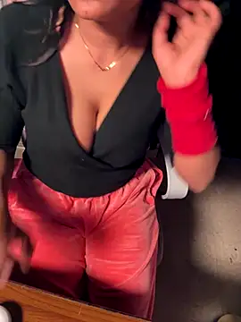 Lucky_Flora's cam snapshot