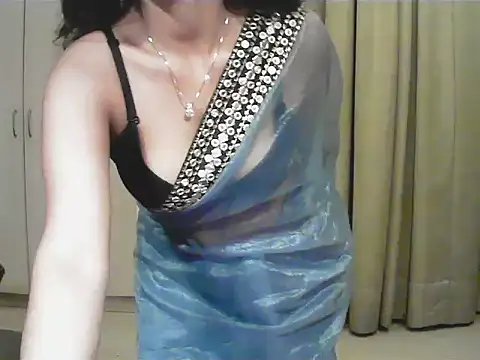 short_girl_'s cam snapshot