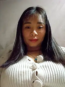 Squirrel-Pear's cam snapshot