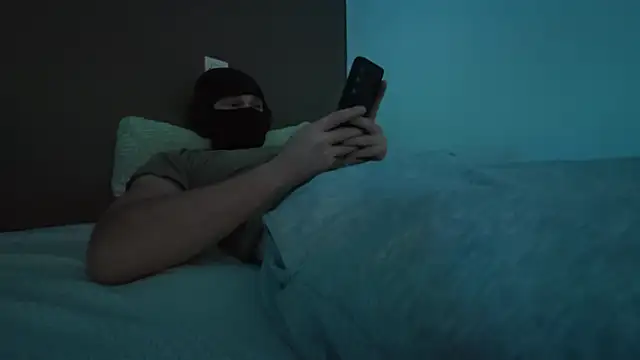 baguette7420 live sex cam