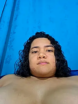 Watagatapitusberry1 live sex cam