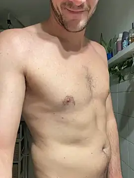 Anthopassif84's cam snapshot