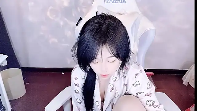 -huahua-'s cam snapshot