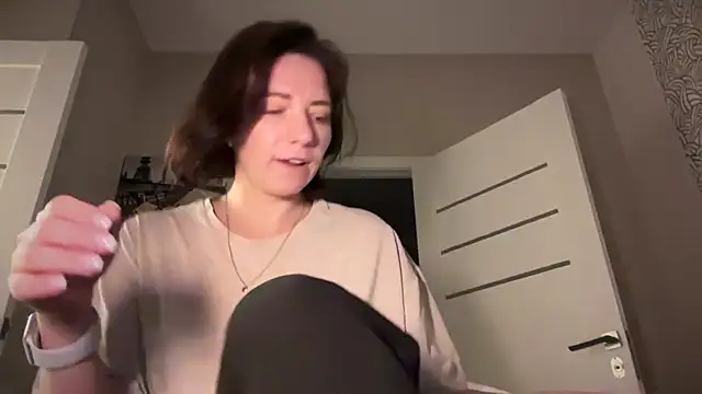 Take_Me_Awayy's cam snapshot