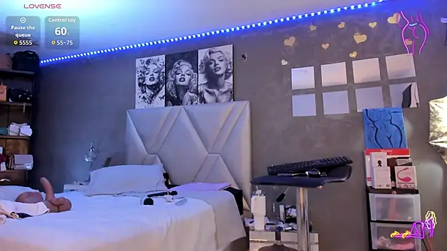 sexyzoe_69's cam snapshot