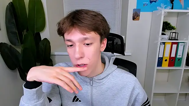 MarkBranston live sex cam