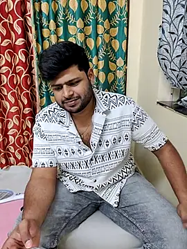 ChillBoyyy live sex cam