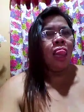 Huge_mama69's cam snapshot