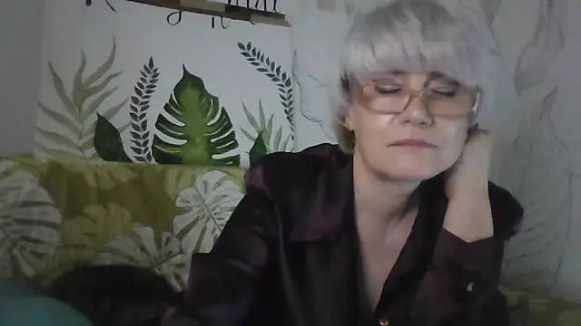 Catty_Lady's cam snapshot