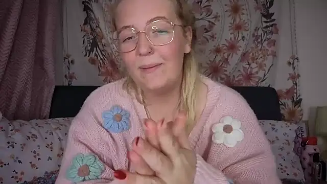 Daisyxoxo_'s cam snapshot