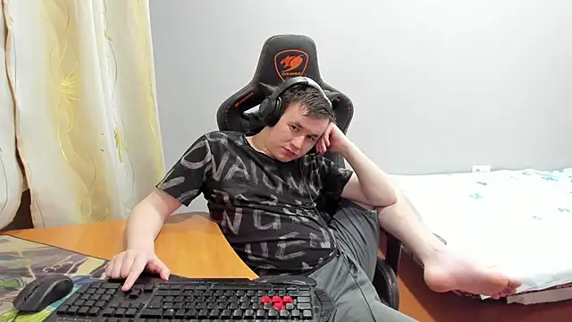 iliaskrislove live sex cam