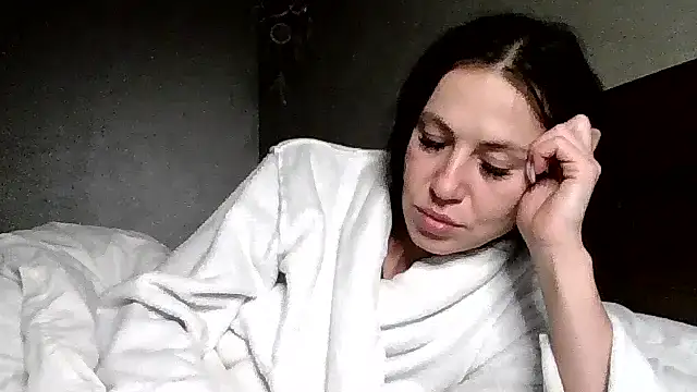 JulianaGold1 live sex cam