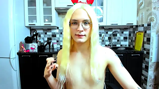 your_hotcutie live sex cam