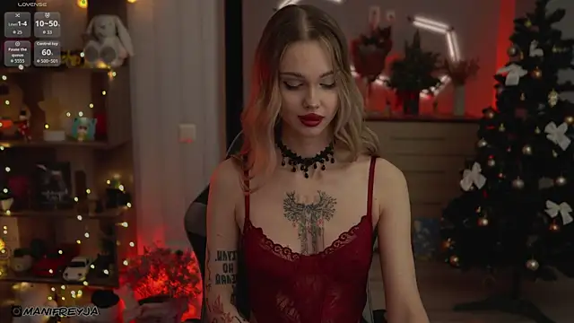 ManiFreyja's cam snapshot