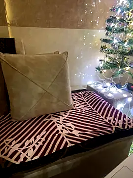 Classy-Bossy's cam snapshot