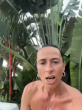 clarastrip's cam snapshot